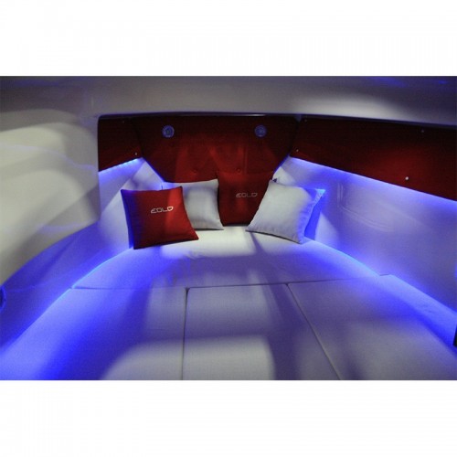 Bateau à moteur EOLO MARINE Italia 730 Day/efb