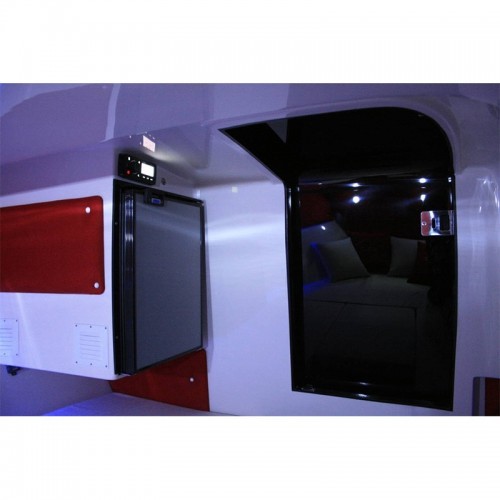 Bateau à moteur EOLO MARINE Italia 730 Day/hbs