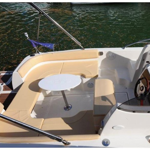 Bateau à moteur EOLO MARINE Italia 750 Day