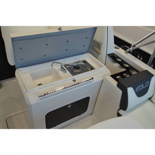 Bateau à moteur EOLO MARINE Italia 830 Day/efb