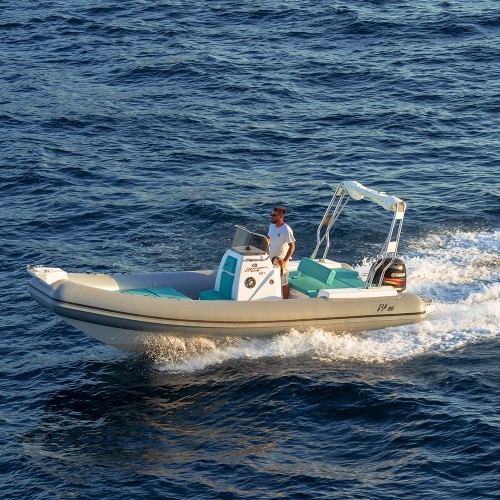 Bateau à moteur PANAMERA PY60