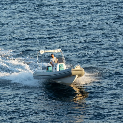 Bateau à moteur PANAMERA PY60