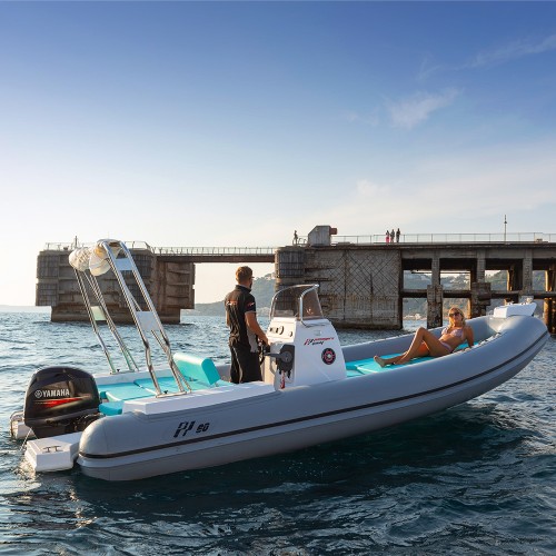 Bateau à moteur PANAMERA PY60