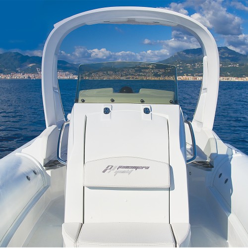 Bateau à moteur PANAMERA PY80